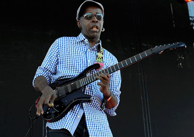 Living Colour's Vernon Reid Shows How to Play "Cult of