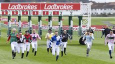Ladbrokes-Jockey-Sprint-Trophy-8.jpg