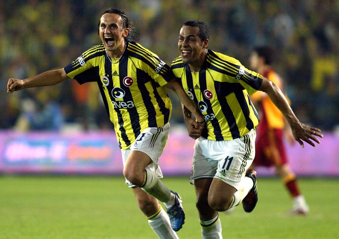 Bonkers By The Bosphorus: Why Fenerbahce Vs Galatasaray Is More Than A ...