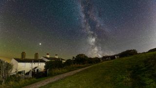 Sigma 20mm f/1.4 DG HSM ART lens review: image shows night sky