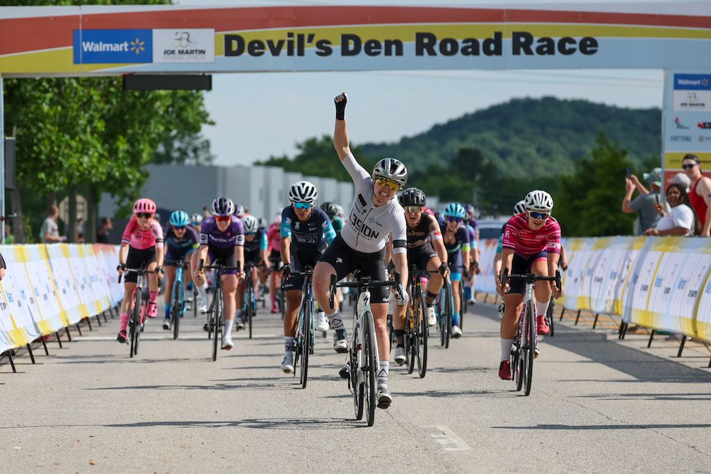 SkylaSkylar Schneider (L39ION of Los Angeles) sprints to victory on stage 1 of the Joe Martin Stage Race