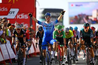 Stage 11 - Kaden Groves sprints to stage 11 victory at Vuelta a España