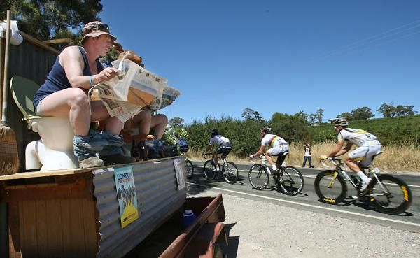 Interested spectators lined the course for the opening stage.