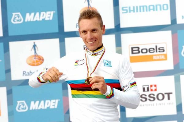Gilbert was thrilled to pull on the rainbow jersey