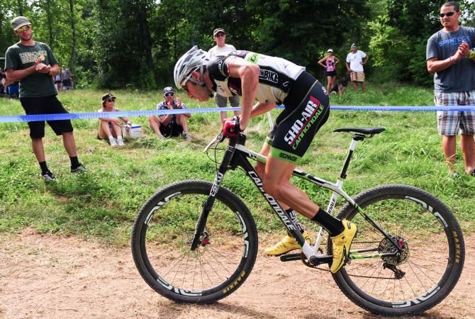 Jeremiah Bishop (Sho-Air/Cannondale) turning himself inside out to catch Todd Wells
