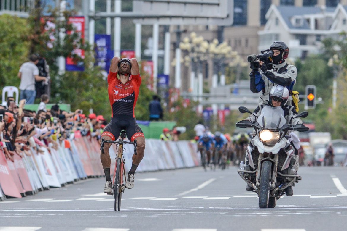 Eamon Lucas Franck (Astella) wins stage 5 of the Tour of Fuzhou 2016