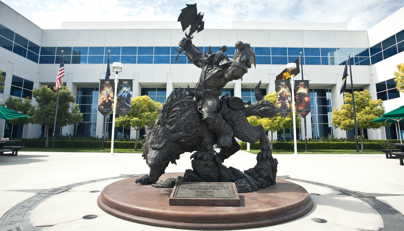 Blizzard_Statue-2