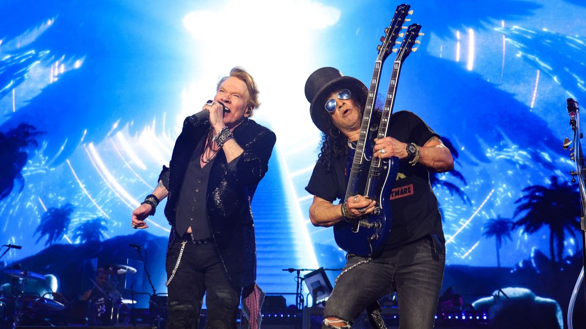Slash and Axl Rose