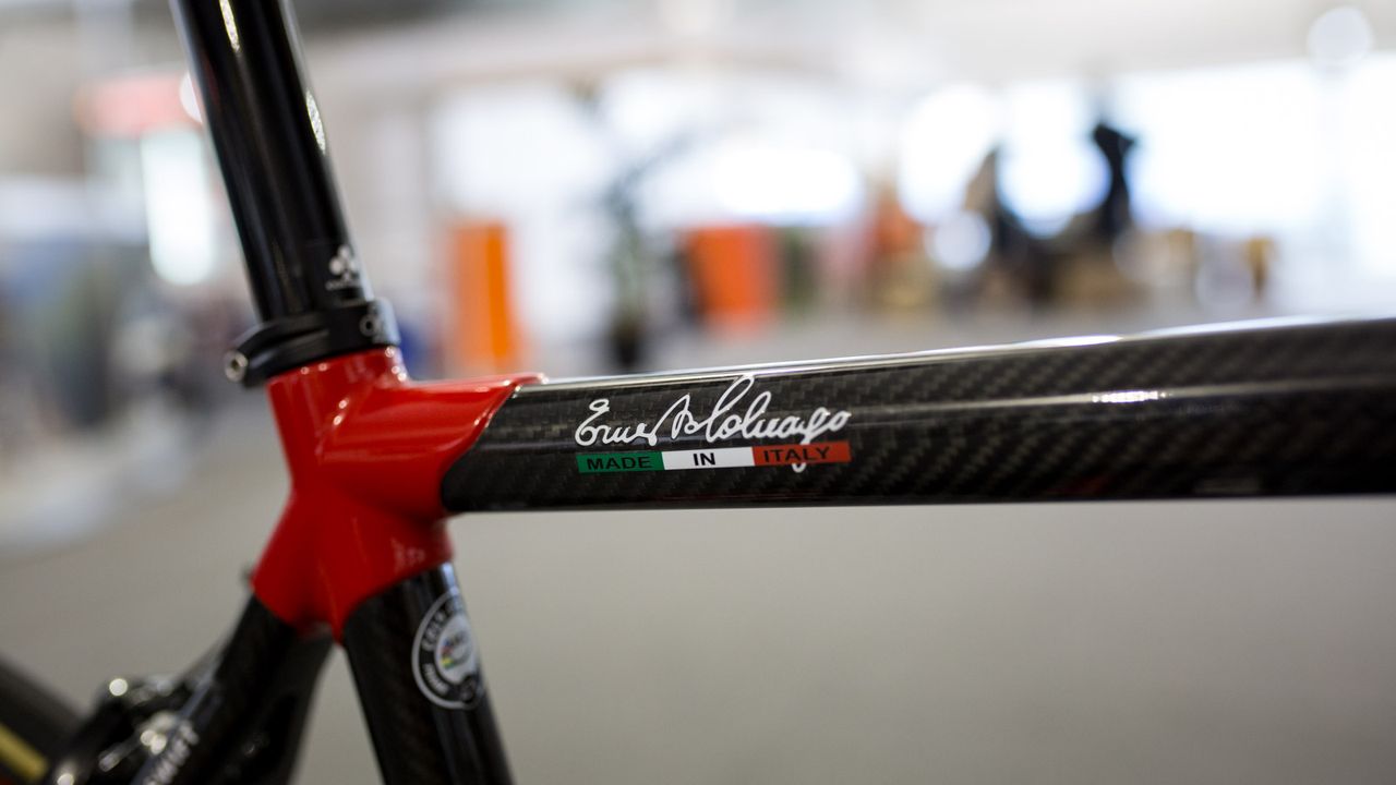 Ernesto Colnago's signature adorns the toptube