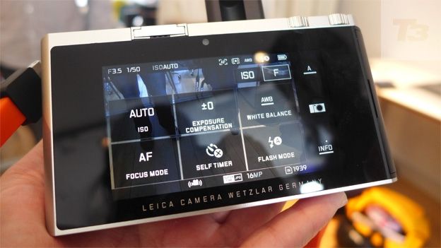 Leica T review
