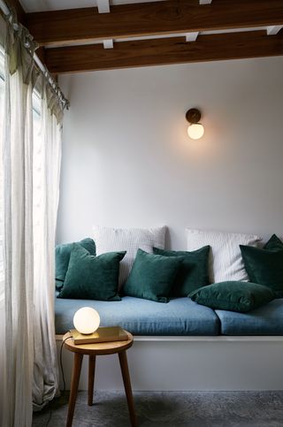 10 Inviting Dark Green Living Room Ideas to Create a Cosy Space - Melanie  Jade Design