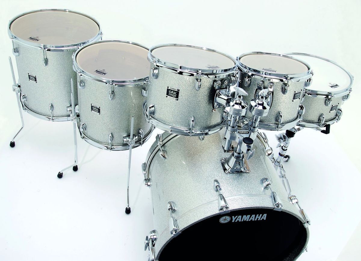Silver Sparkle finish makes any kit more desirable.