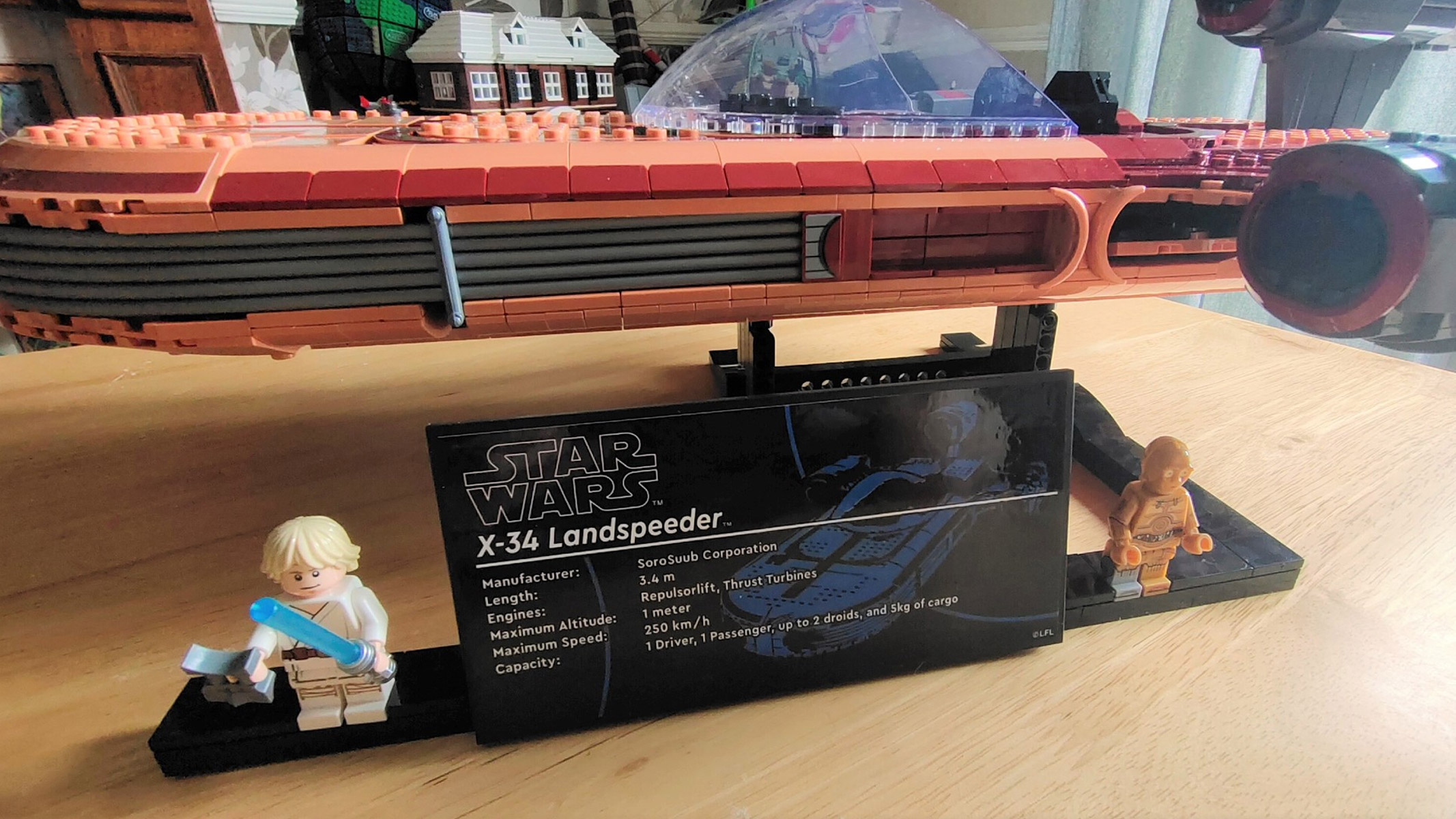 Lego Luke Skywalker’s Landspeeder is 30% off for Black Friday Space