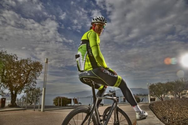 Mario Cipollini is planning a comeback to the professional peloton.