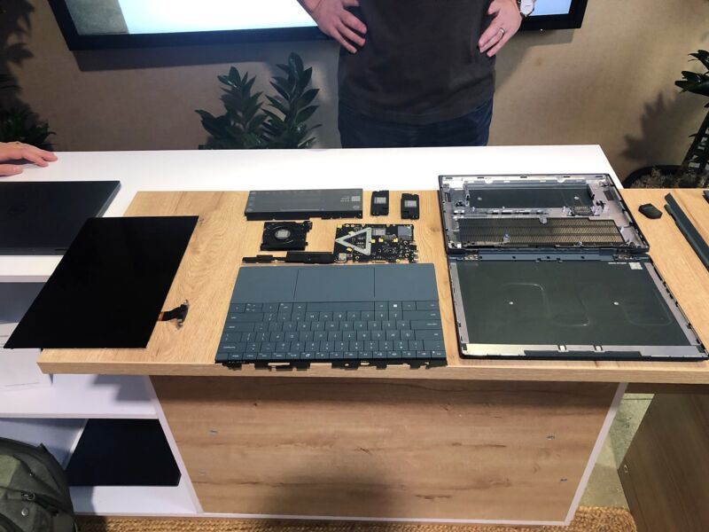 Dell Concept Luna