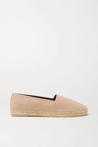 Espadrilles-Schuhe aus beigem Leder mit geprägtem Logo