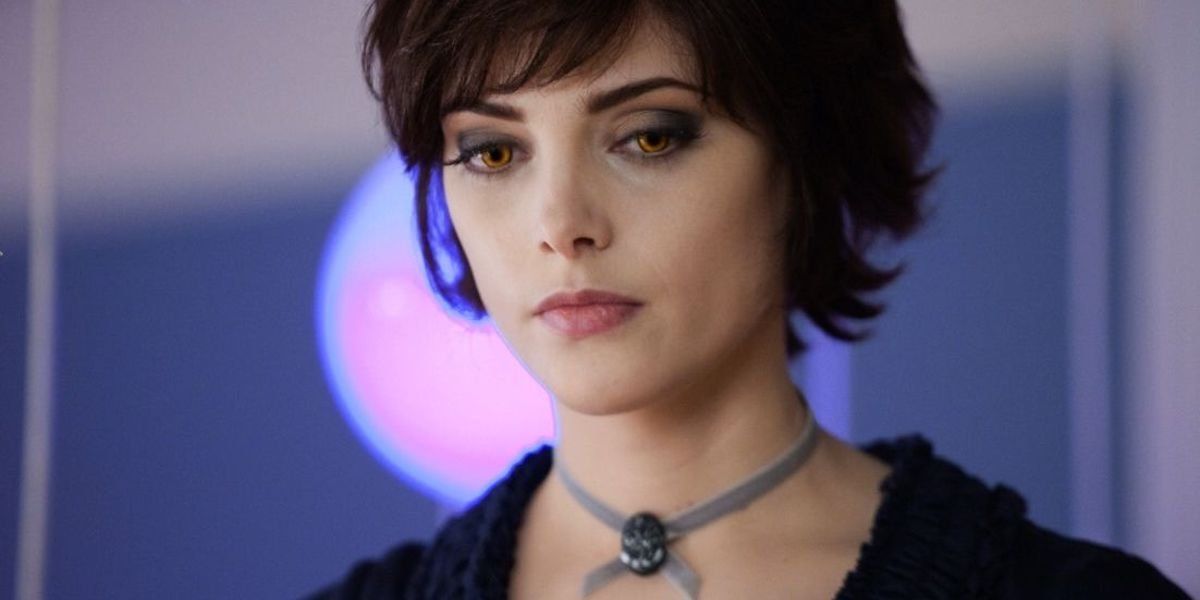 Twilight: How Alice Cullen's Precognitive Ability Works | Cinemablend