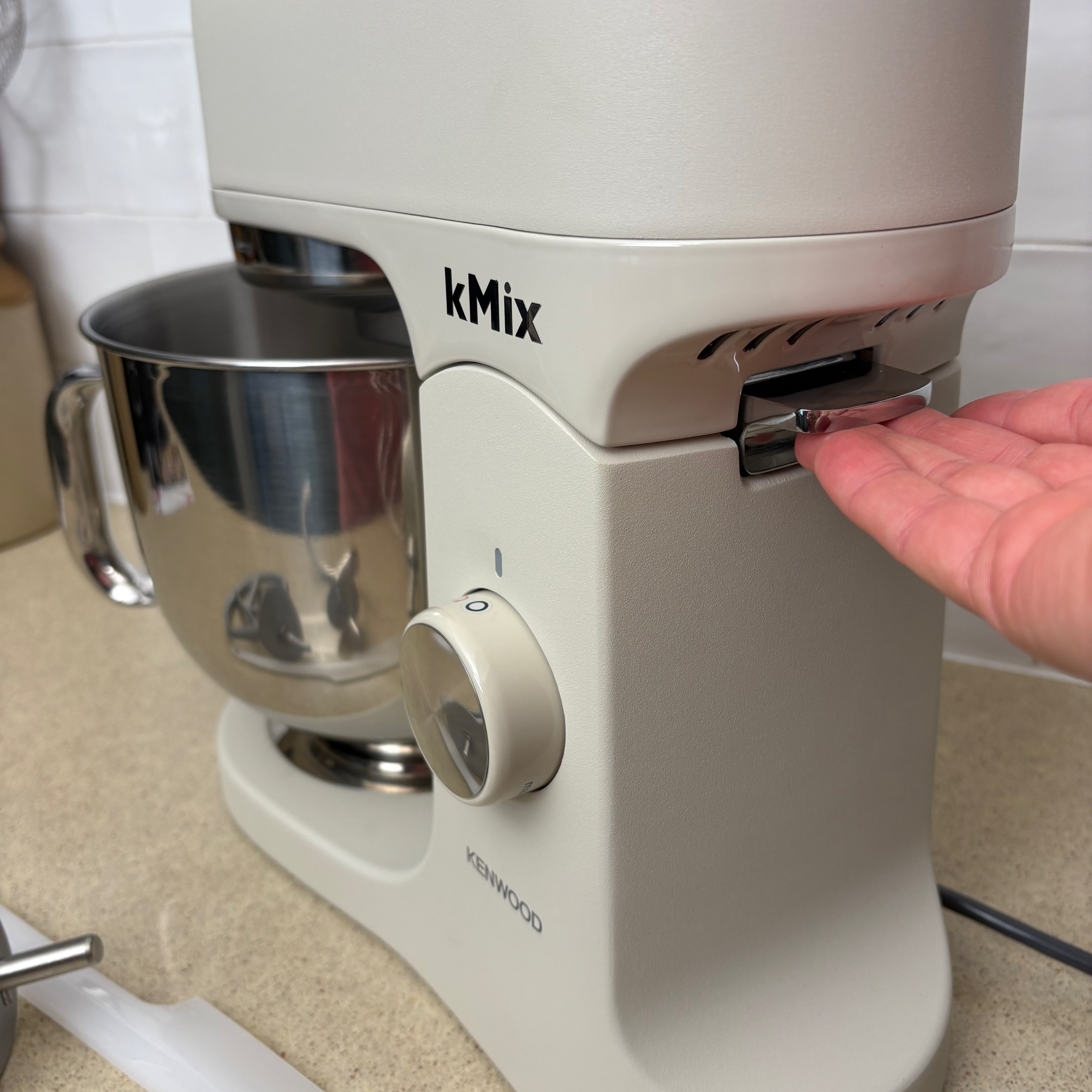 Reviewing the Kenwood kMix