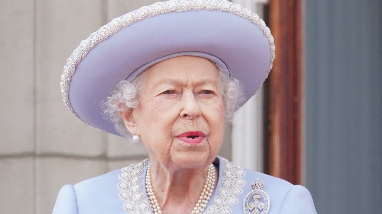  Queen Archie and Lilibet moment she&#039;d &quot;have loved&quot; to see revealed, Her Majesty is seen here on the balcony of Buckingham Palace