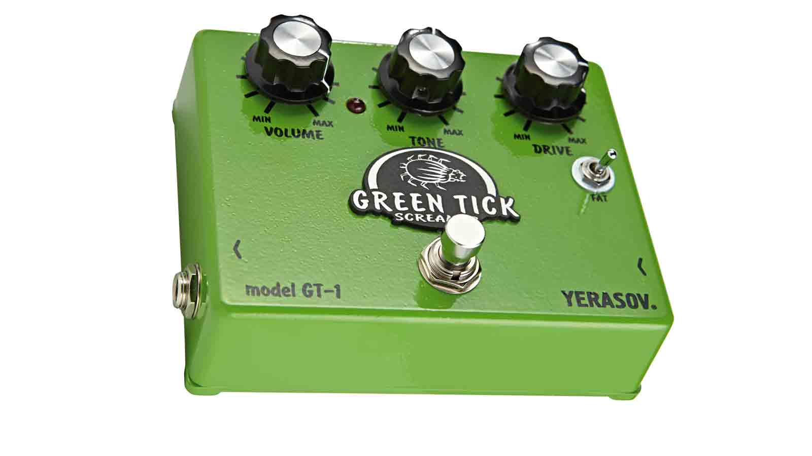 This goes beyond the basic Tube Screamer design to include a Fat switch alongside the volume, tone and drive knobs