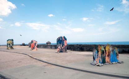 Exhibition on Havana's waterfront