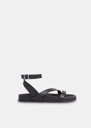 63cvHnnrVFhPoWqB7dGBPN-320-80 يمكن أن تبدو Flip Flops Scruffy - 6 أحذية أنيقة إلى حد كبير