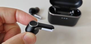 Cambridge Audio Melomania A100 earbuds