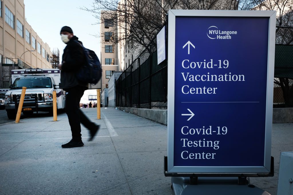 U.S. COVID-19 hospitalizations are ticking up again as Delta variant ...