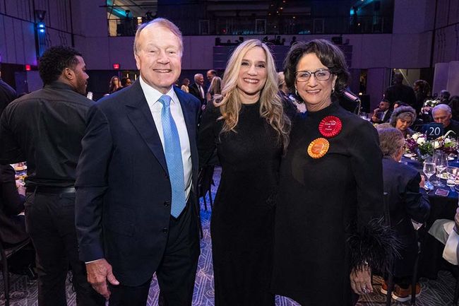 (From l.): John Chambers, former executive chairman and CEO, Cisco Systems; Hall of Fame honoree Yvette Kanouff, partner, JC2 Ventures, and Patty Jo Boyers, president, CEO and co-founder of Boycom Vision and chair of ACA Connects.
