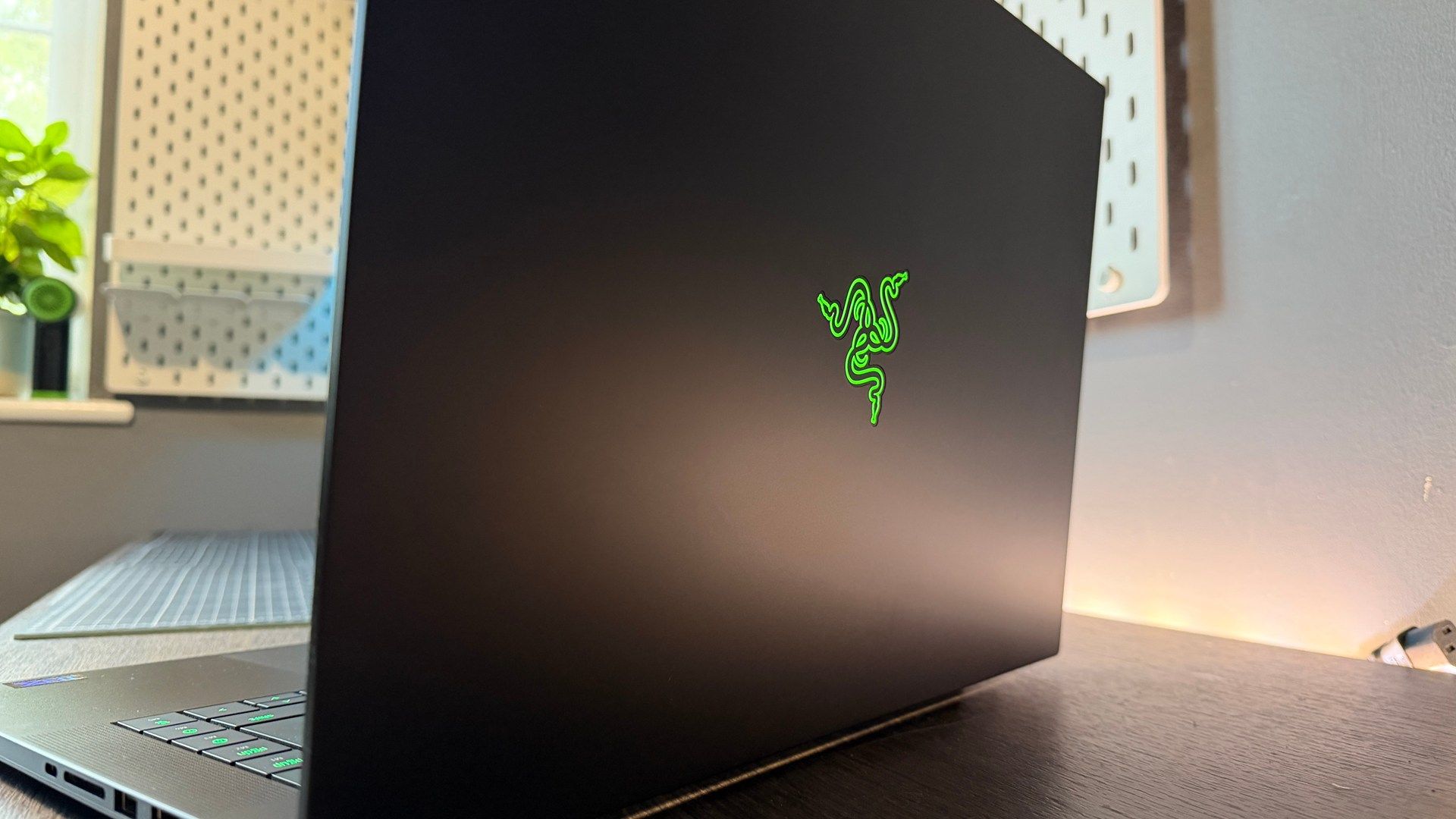 Razer Blade 16 (2026) gaming laptop on desk