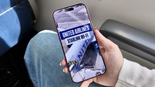 Starlink Wi-Fi United Airlines image on phone