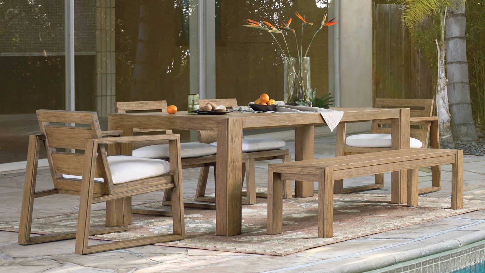 Outdoor dining set from Arhaus.