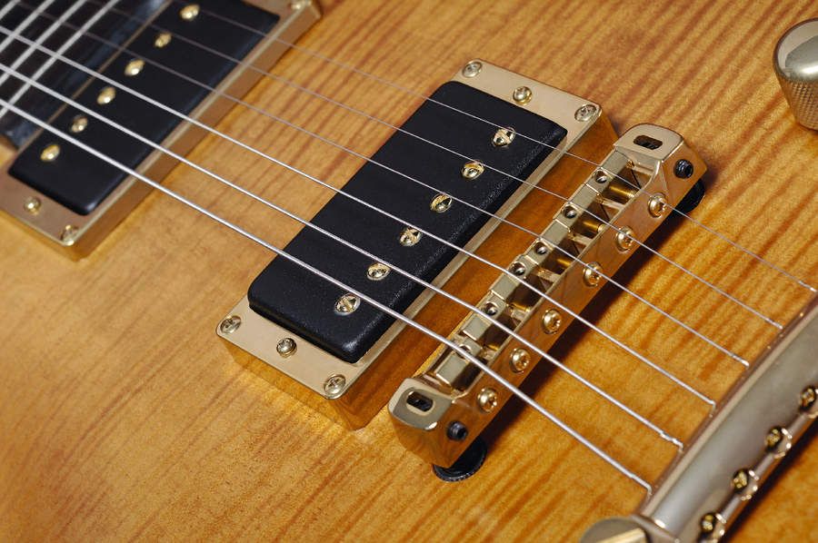 The Imperator has two special DiMarzio pickups, custom-made for Lag.