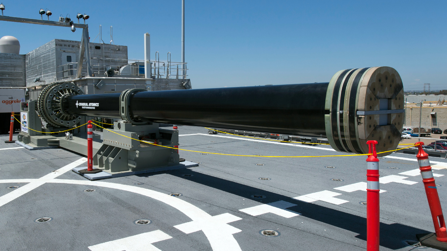 The US Navy is pushing ahead with its electromagnetic cannon | TechRadar