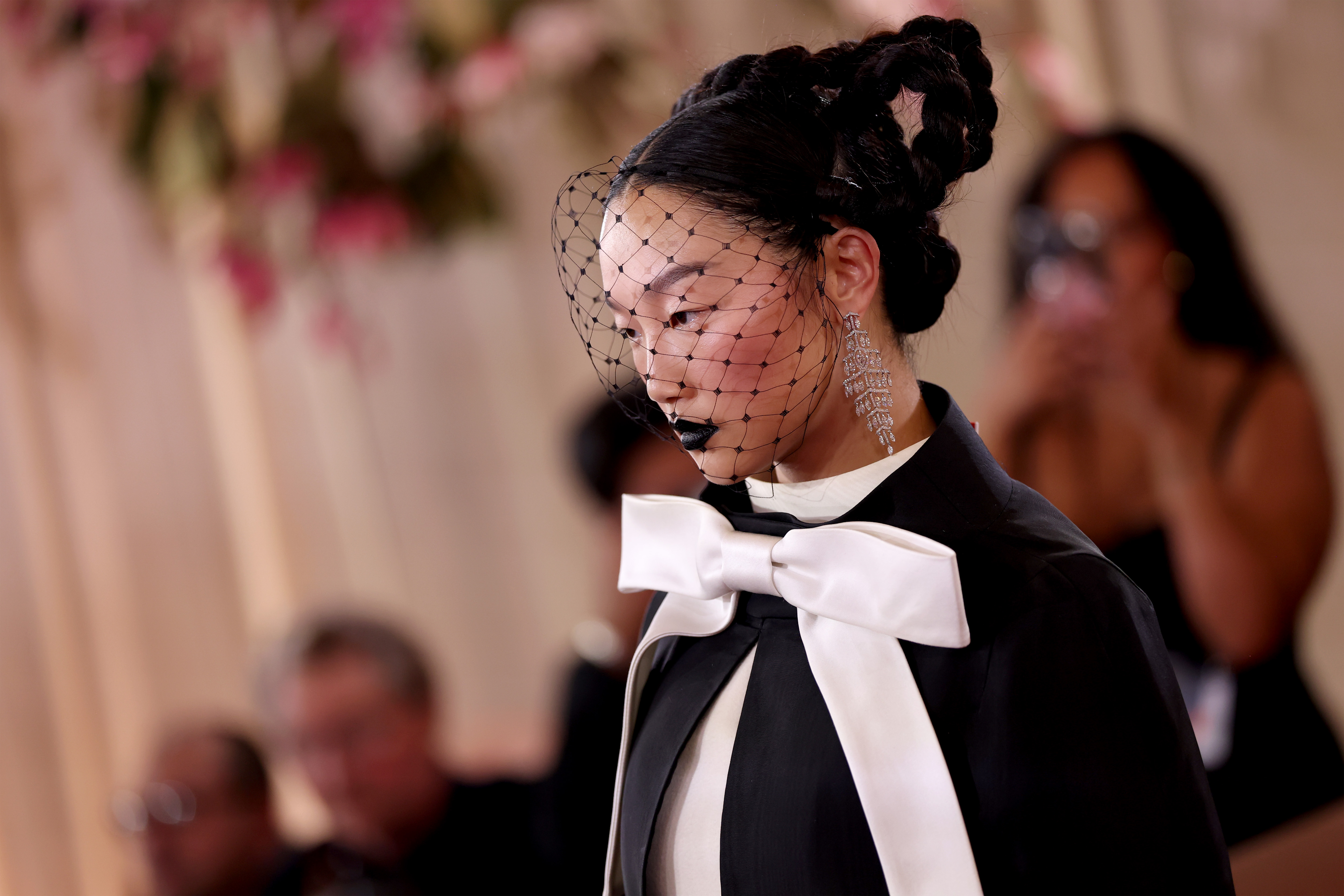 audrey nuna golden globes beauty