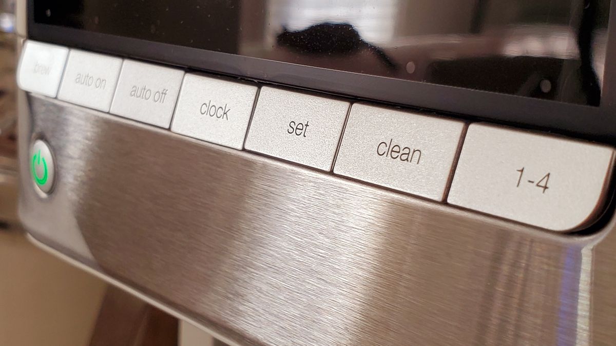 Braun Brew Sense KF6050WH drip coffee maker review Tom's Guide