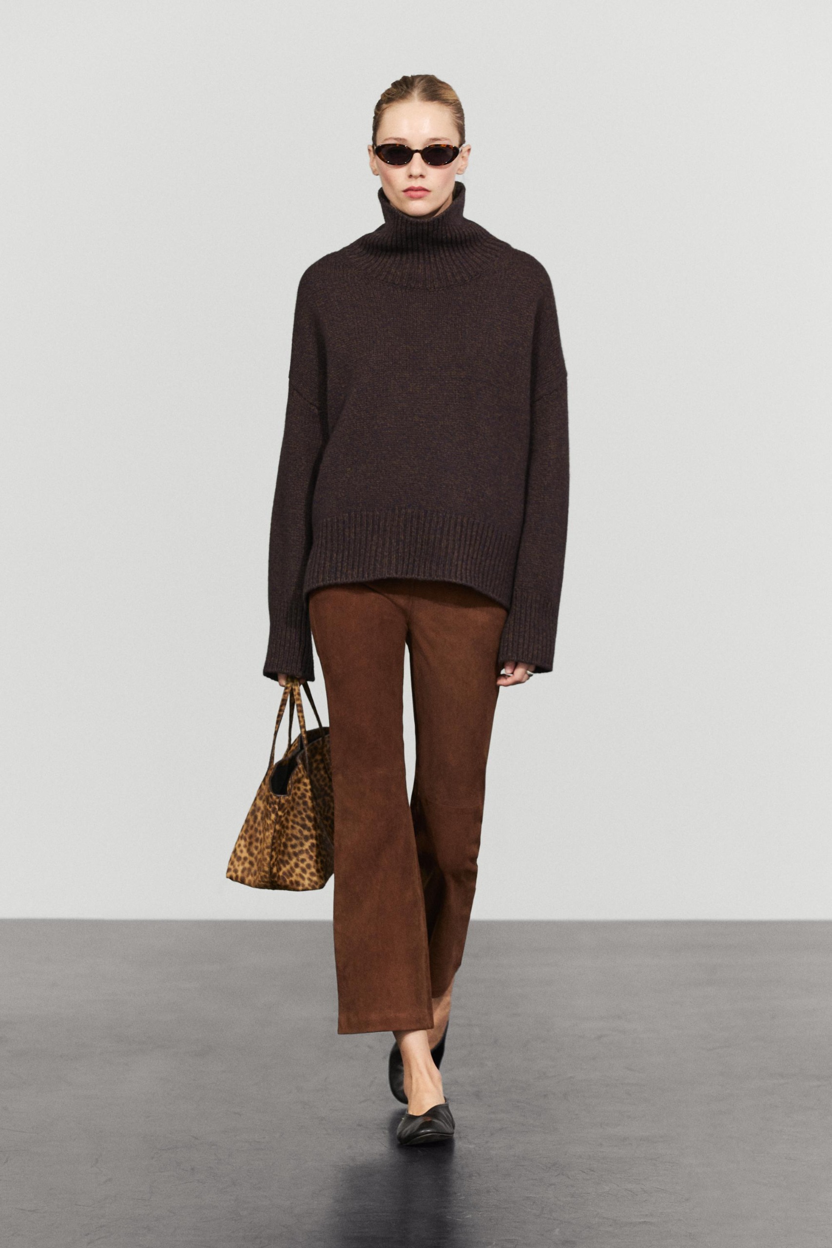 100% Wool Oversize Knit Sweater