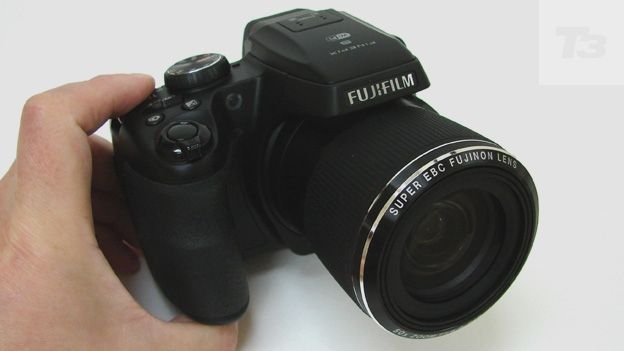 Fujifilm FinePix S9400W review |