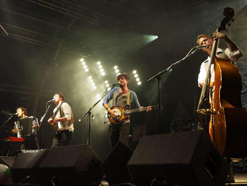 Days/This Time Tomorrow, featuring Mumford & Sons