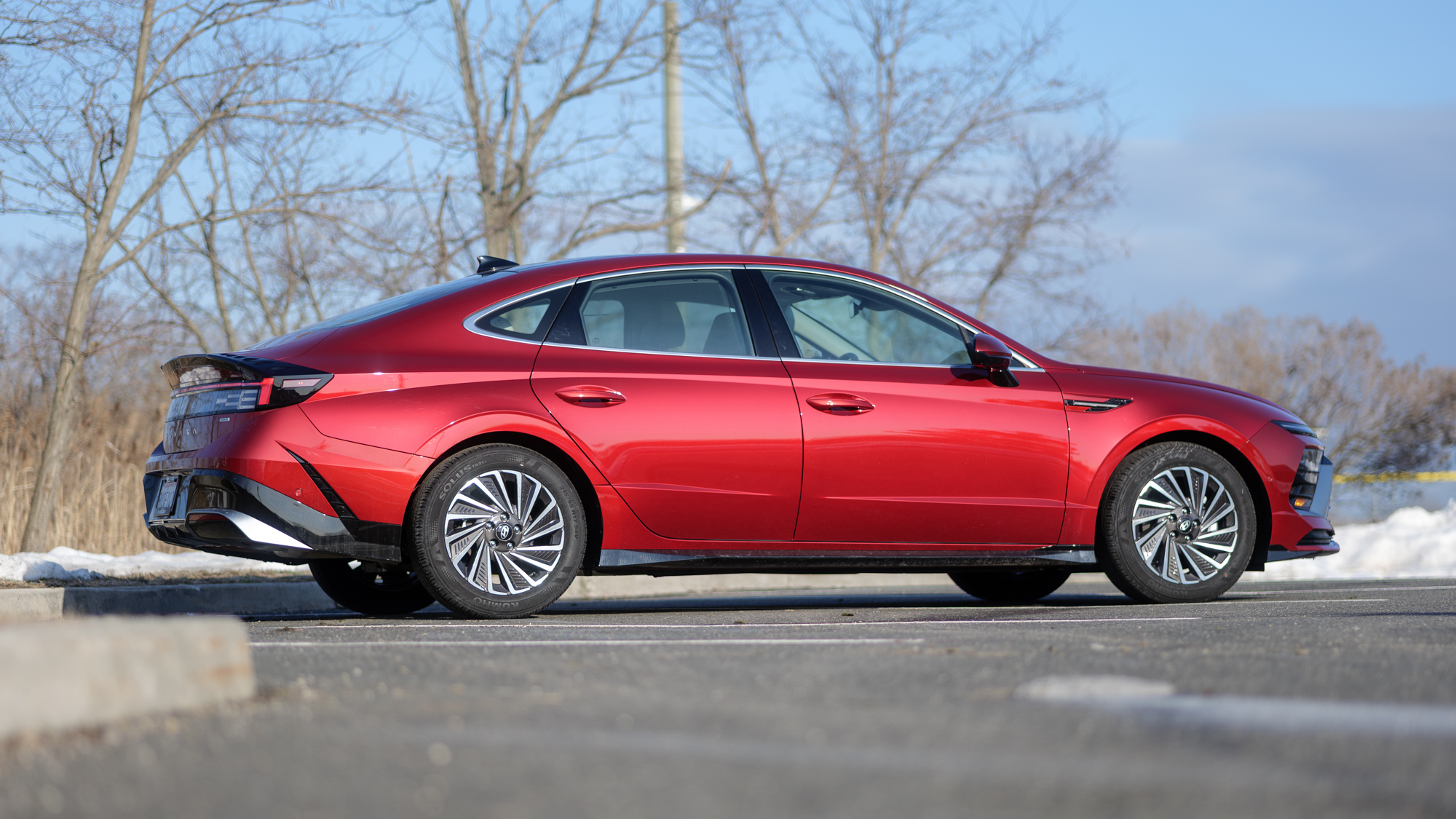 2026 Hyundai Sonata Hybrid review.