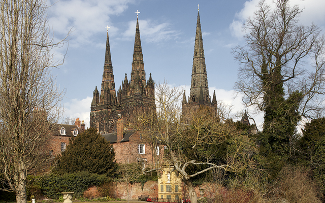 Gothic for the Steam Age: An illustrated biography of George Gilbert Scott by Gavin Stamp