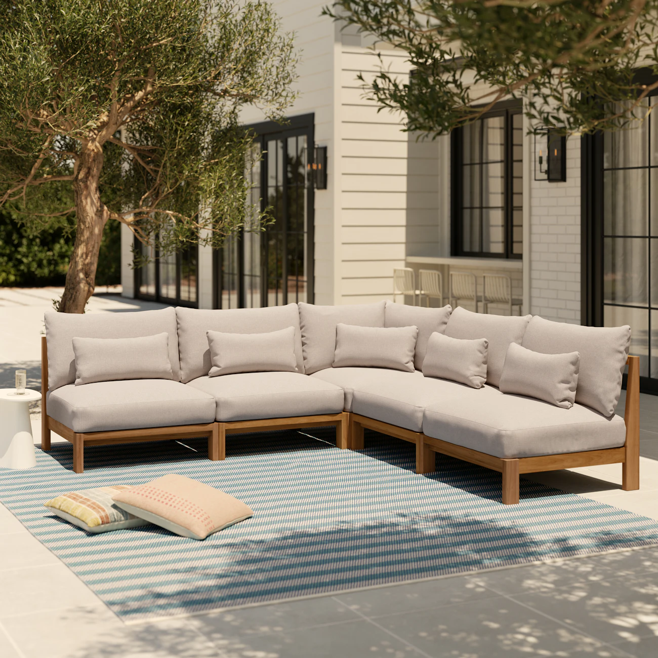Article outdoor sectional