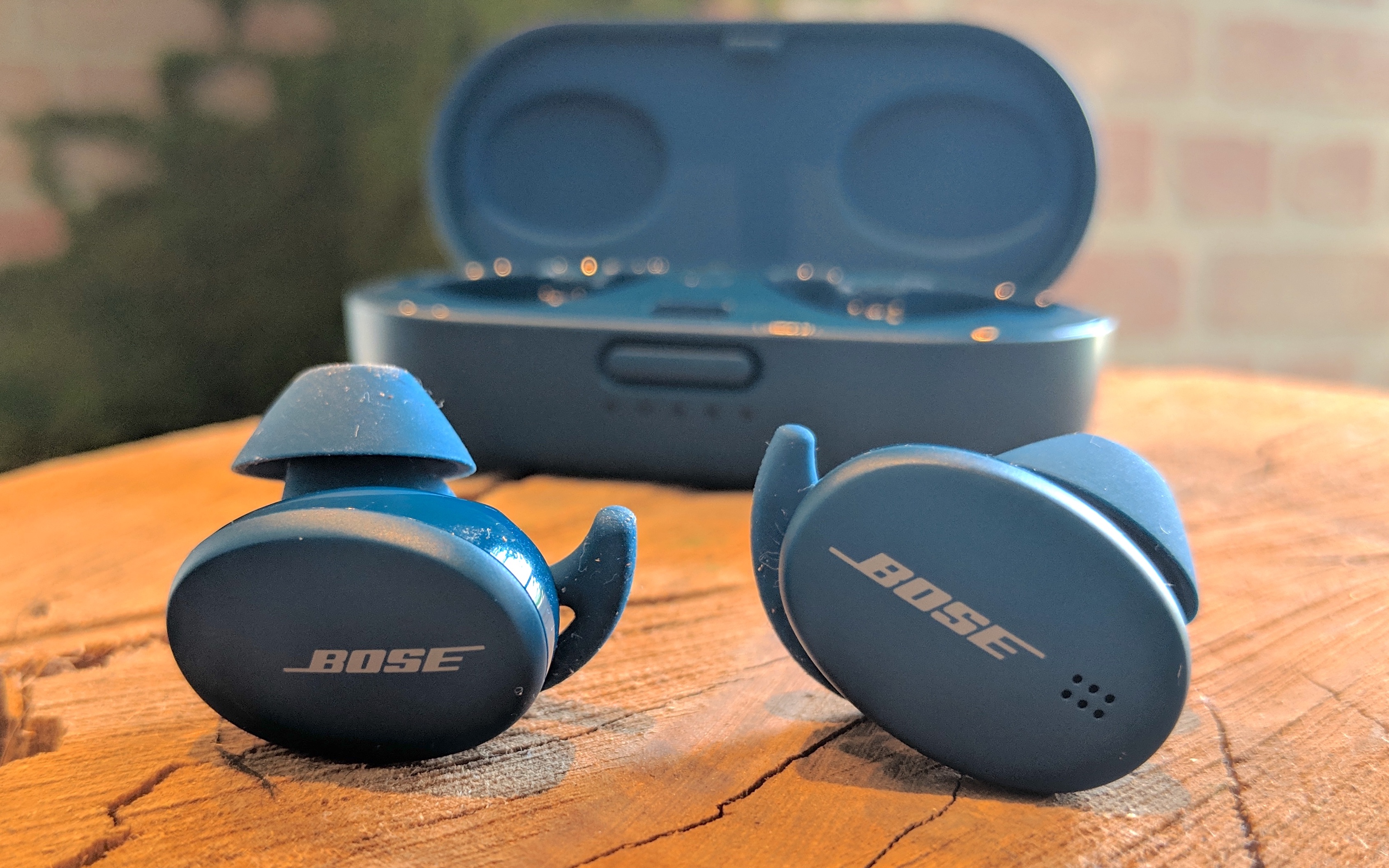 Наушники bose earbuds. Bose TWS. Bose TWS 10. Bose QUIETCOMFORT Earbuds. Беспроводные наушники Bose Sport Earbuds.