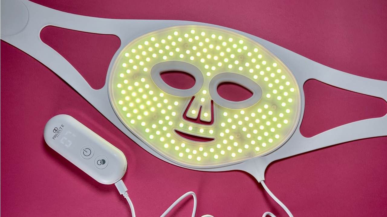 LumaLux Face Pro LED Light Therapy Mask