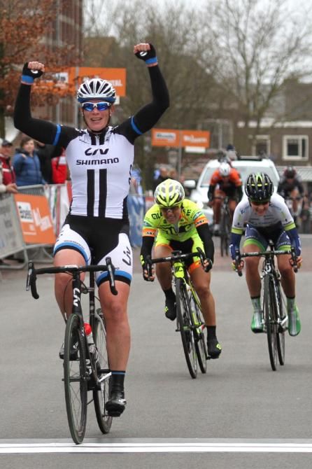 Kirsten Wild (Liv-Shimano) wins the Novilon Eurocup