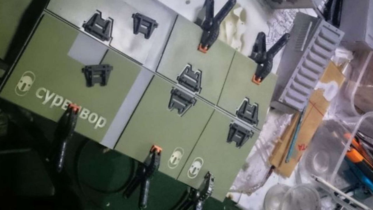 Daguar's Survivor case mod process