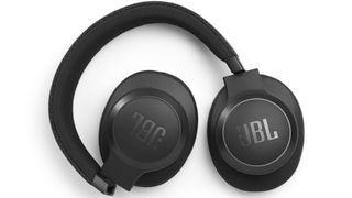 Noise-cancelling headphones: JBL Live 660NC