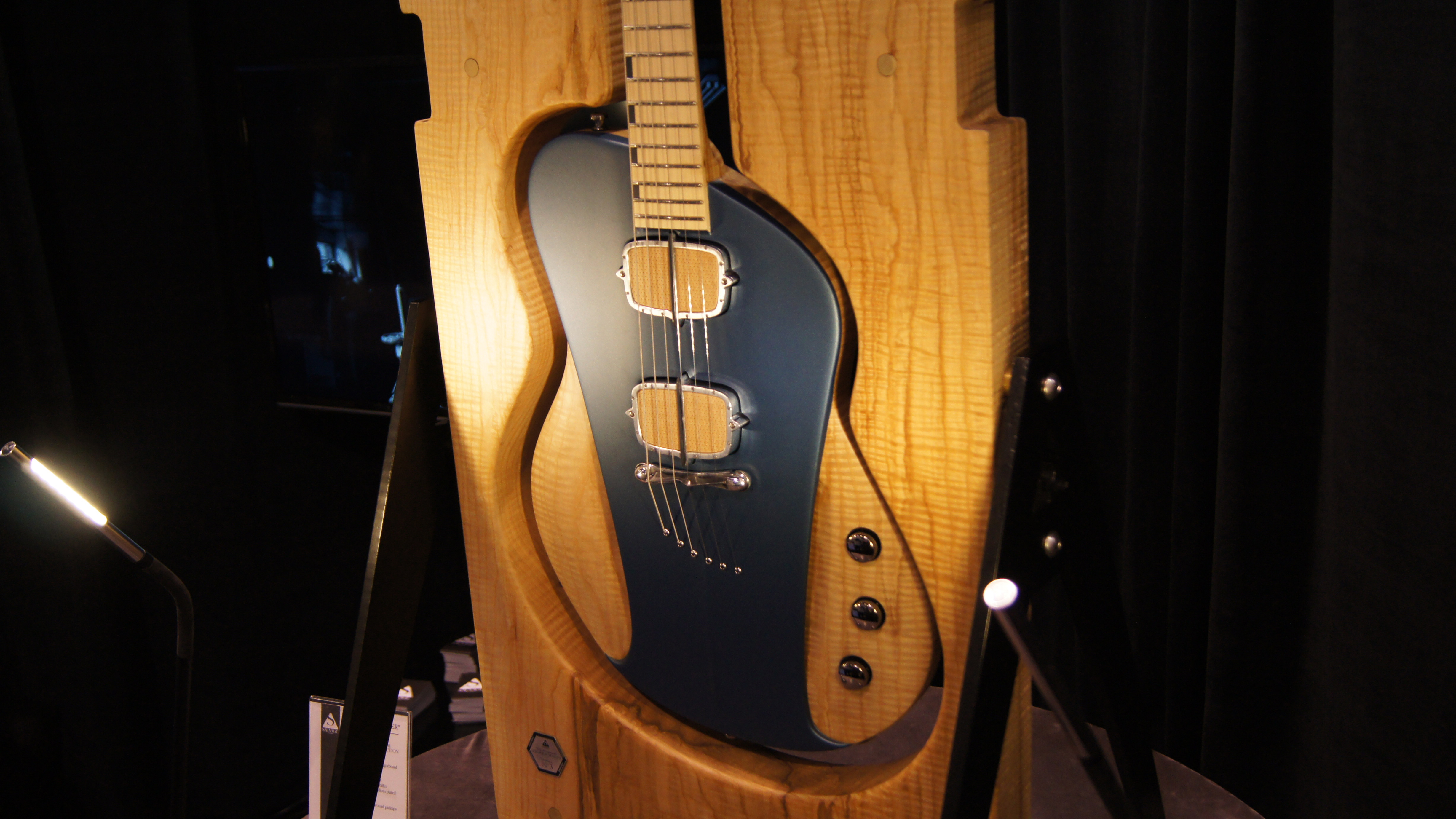 Sauvage Guitars - One Piece Master