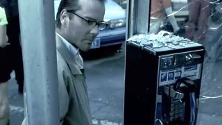 Kiefer Sutherland in Phone Booth
