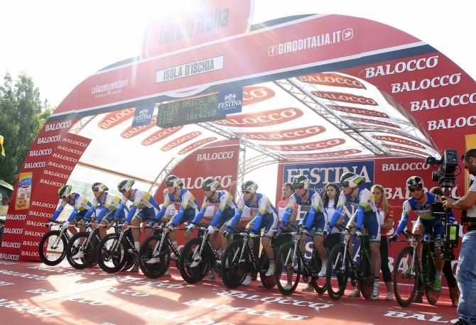 The Australian ProTeam Orica GreenEdge ready to start the team time trial on Stage 2